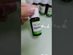 Высококонцентрированная зубная паста со вкусом клубники и ароматом духов с бесплатным образцом для ухода за полостью рта